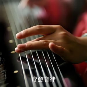 黑丝美女在床上做运动
